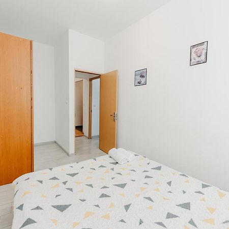 Apartament Piata Amzei 1 ブカレスト エクステリア 写真