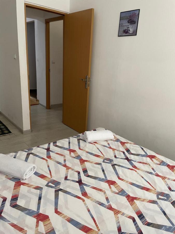 Apartament Piata Amzei 1 ブカレスト エクステリア 写真