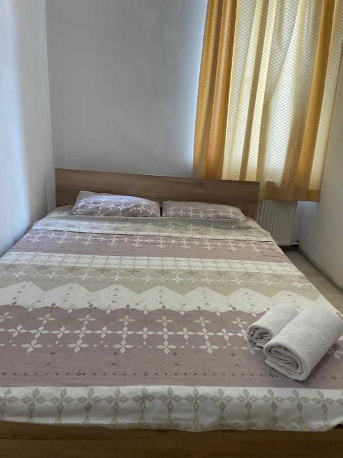 Apartament Piata Amzei 1 ブカレスト エクステリア 写真