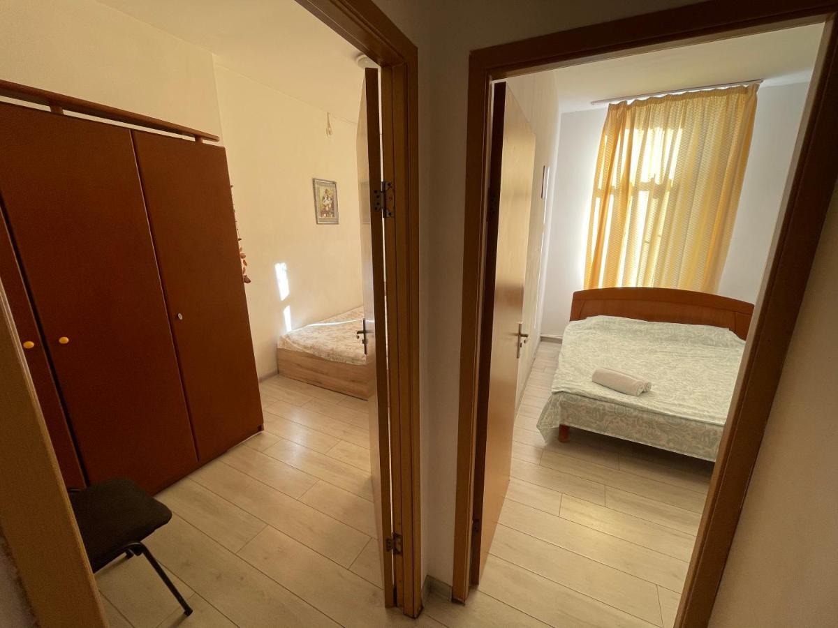 Apartament Piata Amzei 1 ブカレスト エクステリア 写真