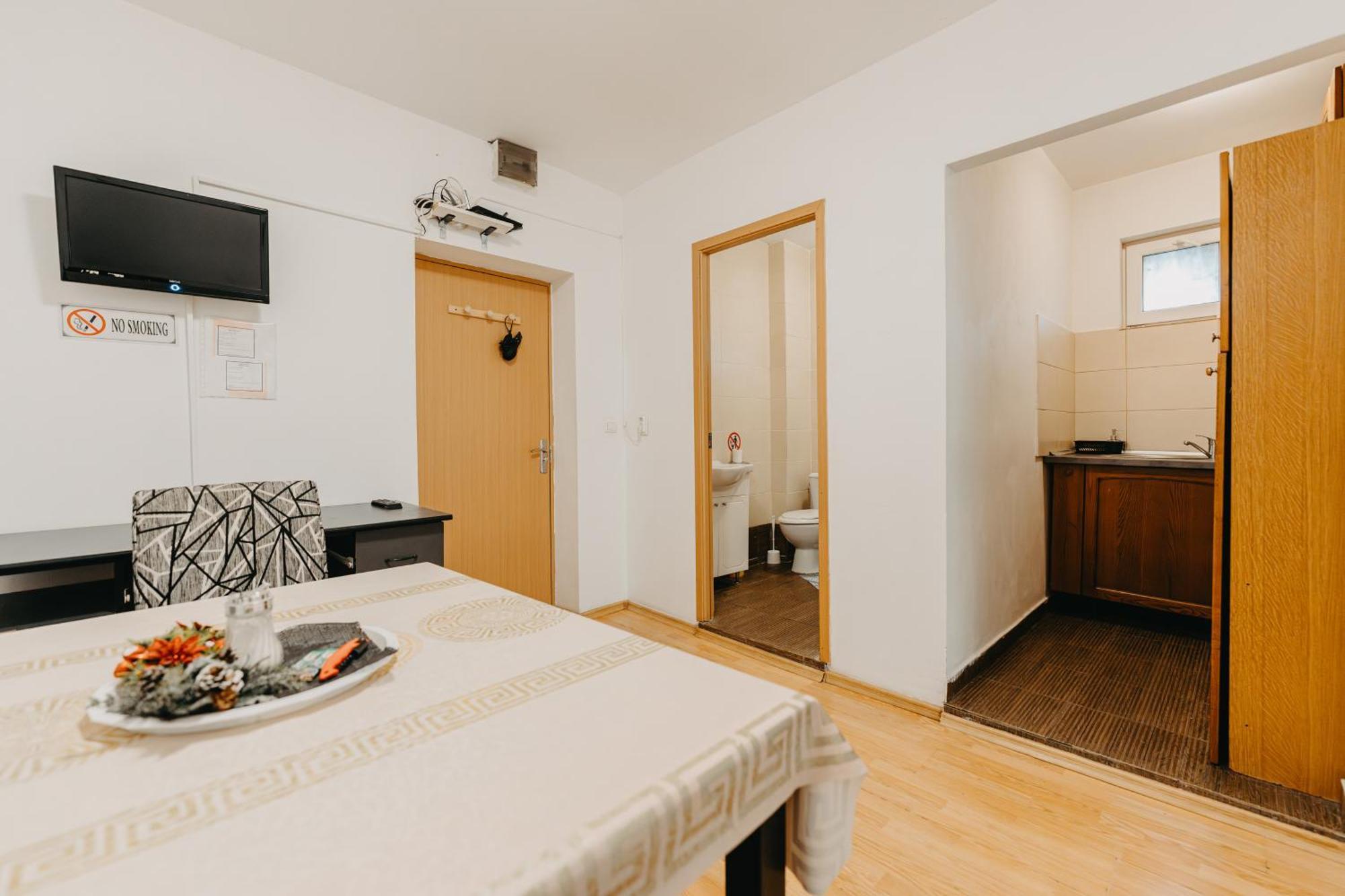 Apartament Piata Amzei 1 ブカレスト エクステリア 写真